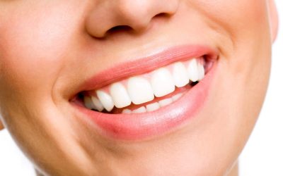 7 mauvaises habitudes à oublier pour garder de belles dents